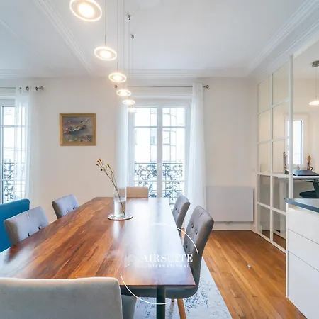Luxury Grenelle Getaway 3br By Airsuite Apartment *
